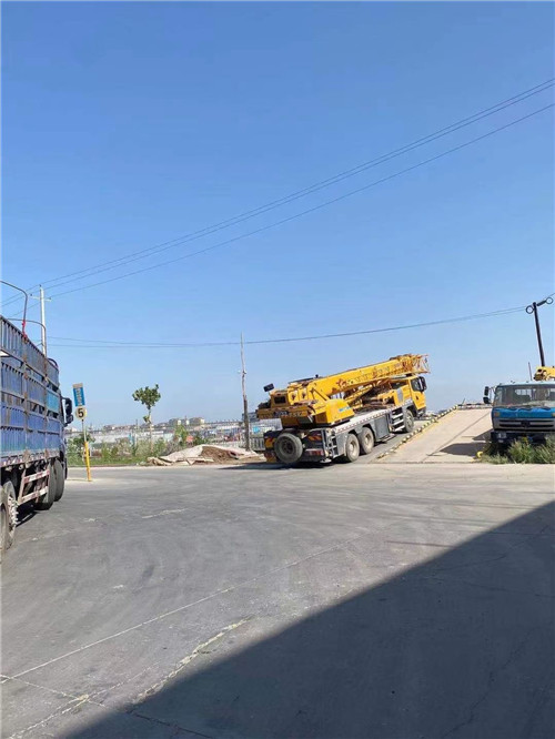 荔湾区25吨吊车的租赁价格大概是多少？