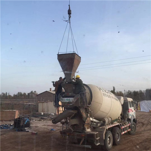 荔湾区“精准瞄准”—— 吊车的 “定位导航” 技术